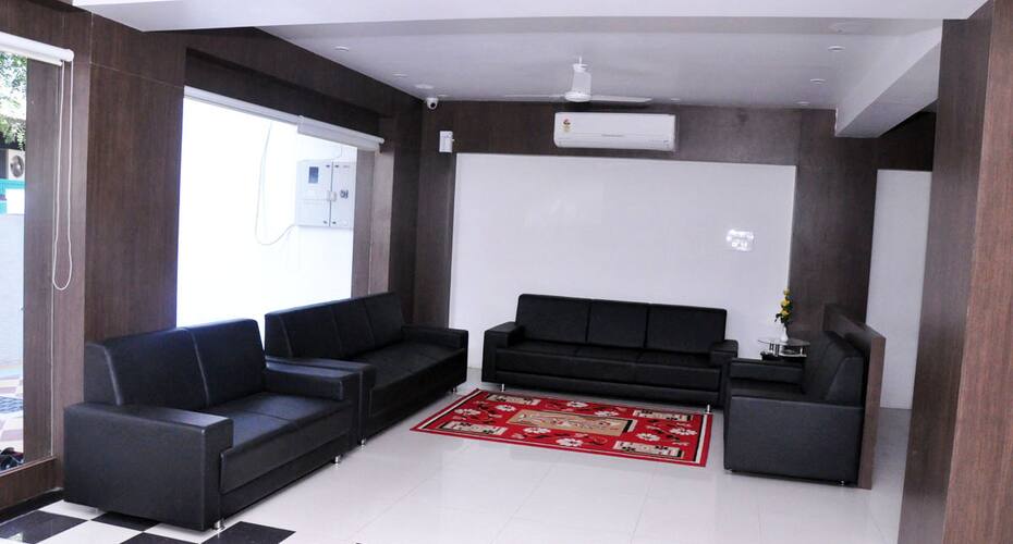 MB Service Apartment 1, Rajkot 3